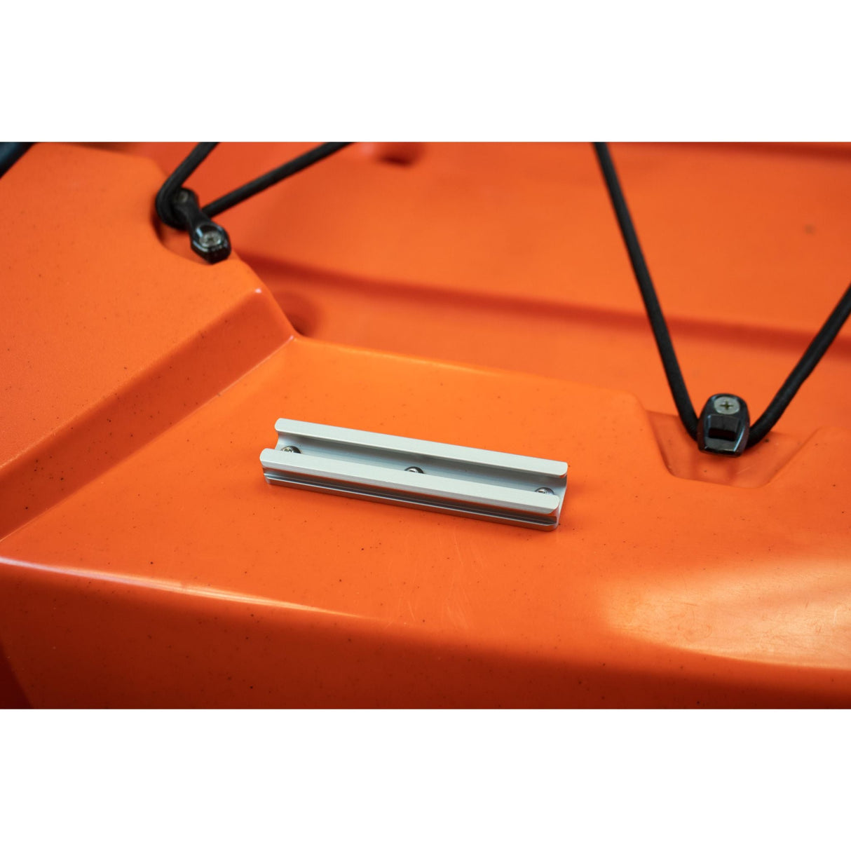 YakAttack GT90 GearTrac, Includes SS Mounting Screws