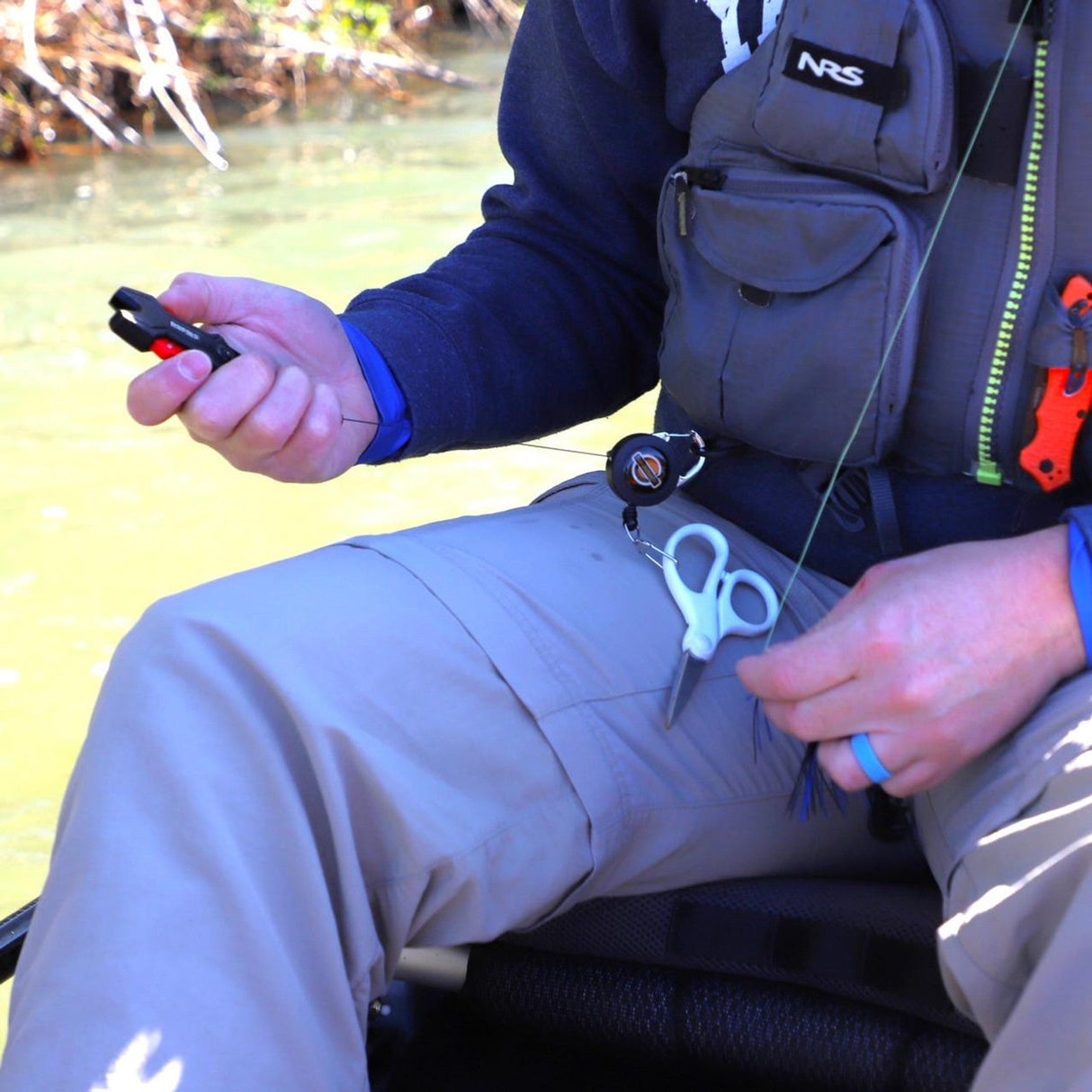 YakAttack Double Attachment Clip-on Retractor, Dual 18” Nylon Cord