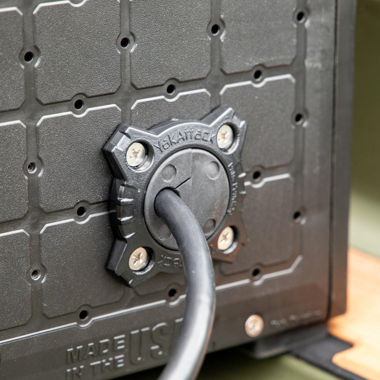 YakAttack GridLoc Through Hull Wiring Kit XL - Pair