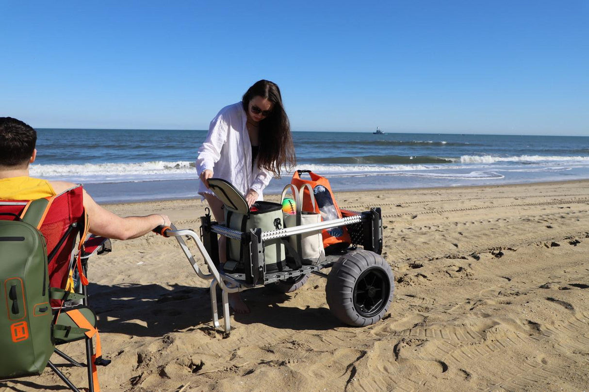 YakAttack SandRig Surf Cart, 20” x 36” with 16" Balloon Tires