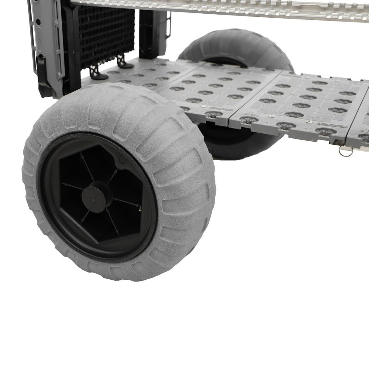 YakAttack SandRig Surf Cart, 20” x 36” with 16" Balloon Tires