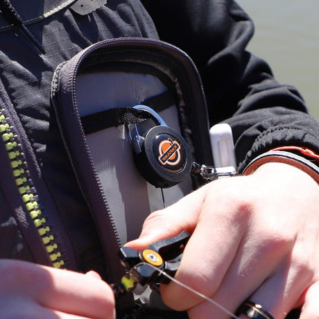 YakAttack Double Attachment Clip-on Retractor, Dual 18” Nylon Cord